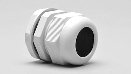 如何有效確保塑料防水電纜接頭出現(xiàn)滑牙現(xiàn)象?